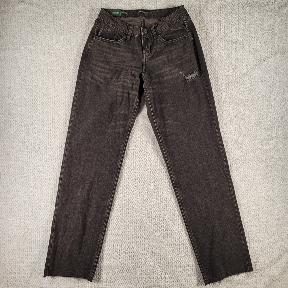wilde fable Mid Rise Curvy Straight black raw hem jeans size 4 nwt